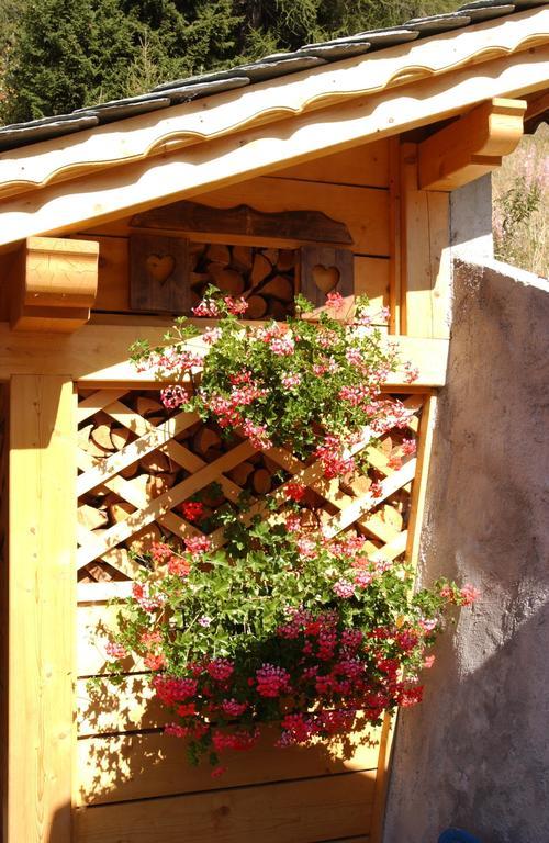 Hotel La Roccia Passo del Tonale Exterior photo