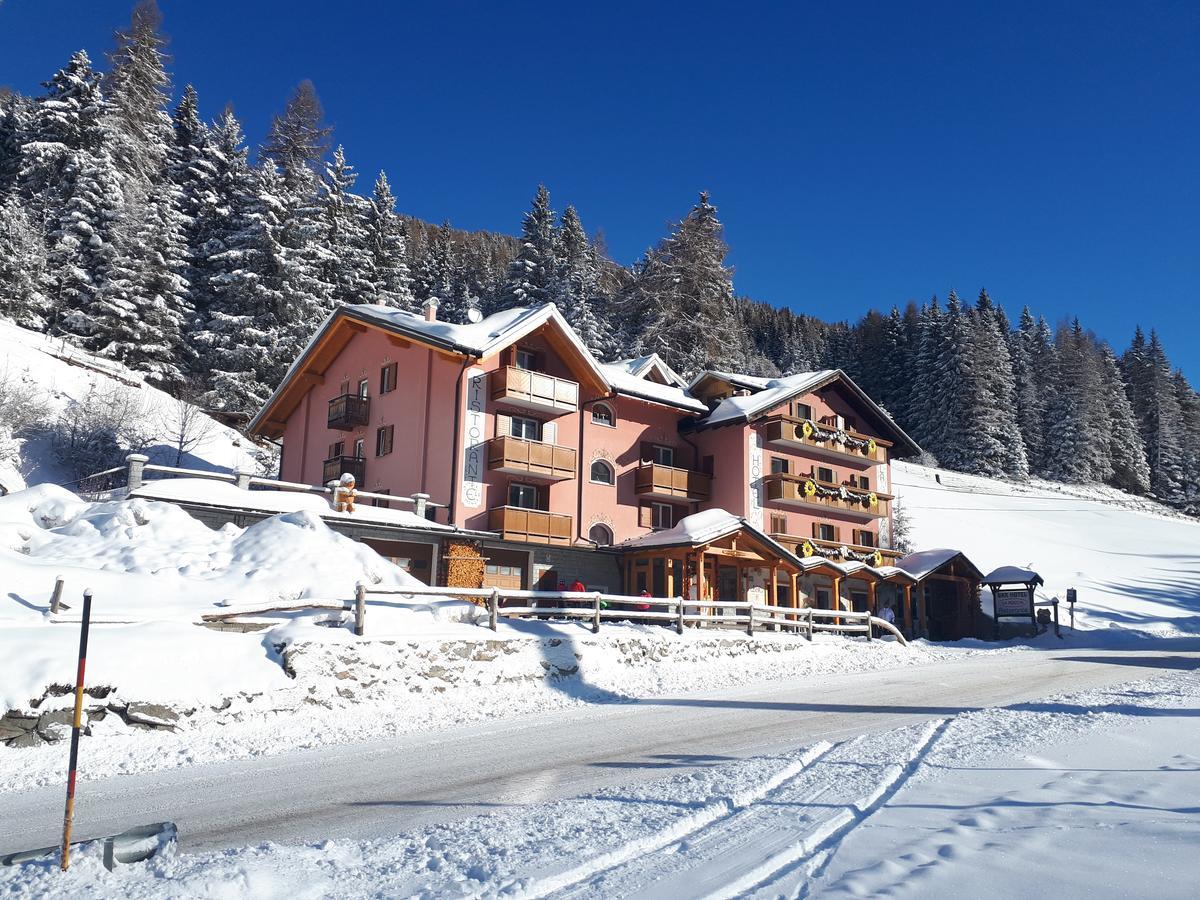 Hotel La Roccia Passo del Tonale Exterior photo